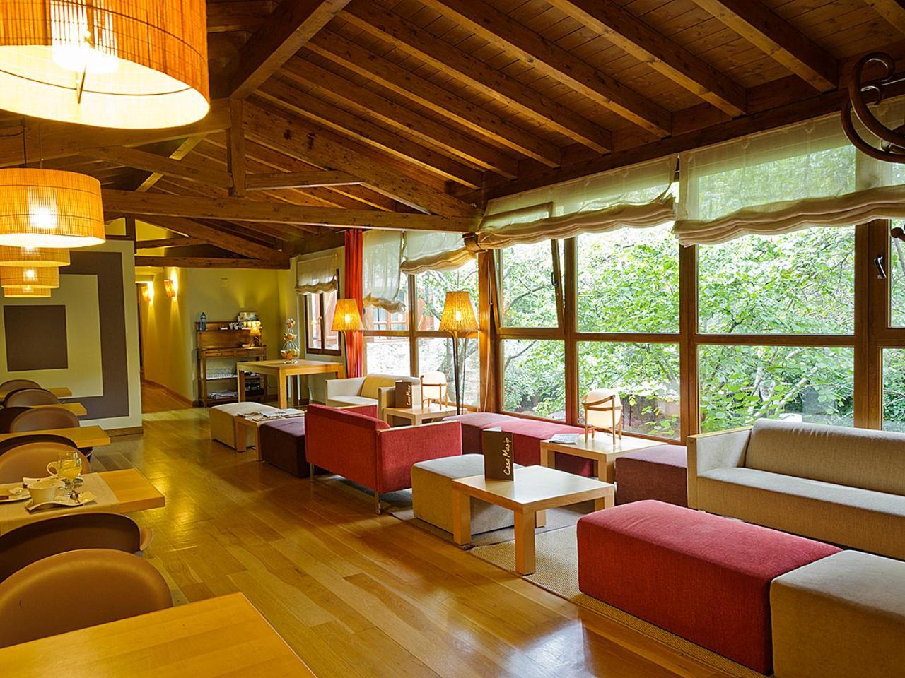 Hostal Casa Masip Ezcaray Bagian luar foto