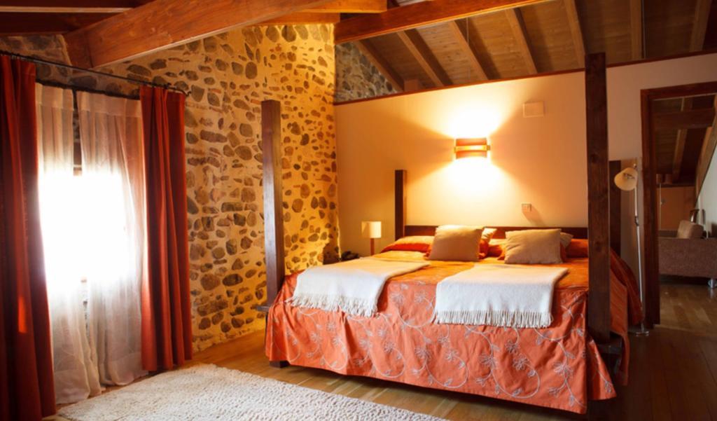 Hostal Casa Masip Ezcaray Bagian luar foto