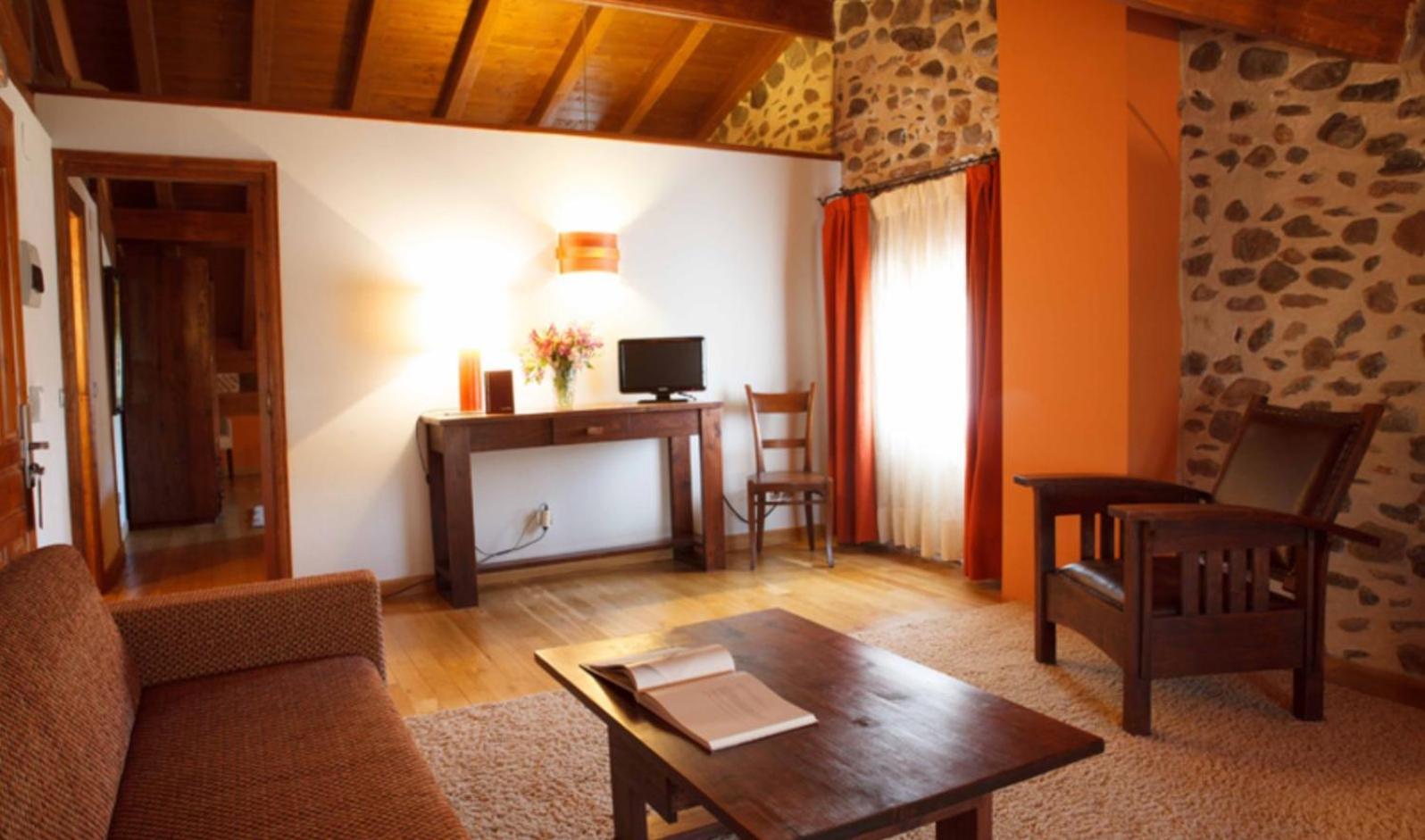 Hostal Casa Masip Ezcaray Bagian luar foto